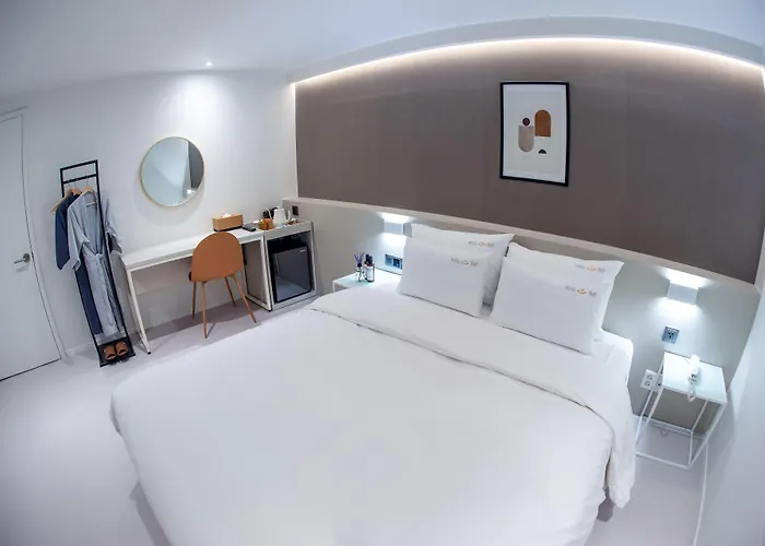 Yam Yeonsan Hotel